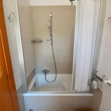 N249 - Numana, Delizioso Bilocale Con Giardino Appartamento