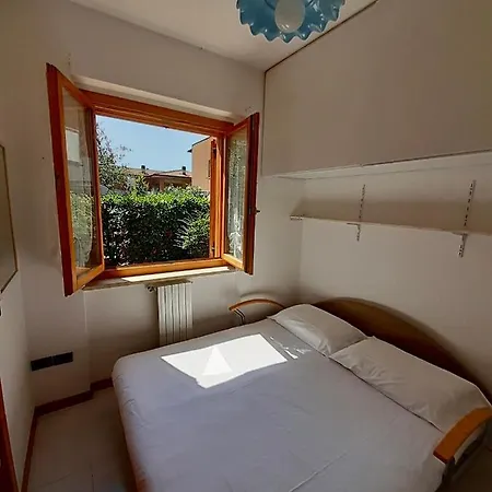 N249 - Numana, Delizioso Bilocale Con Giardino