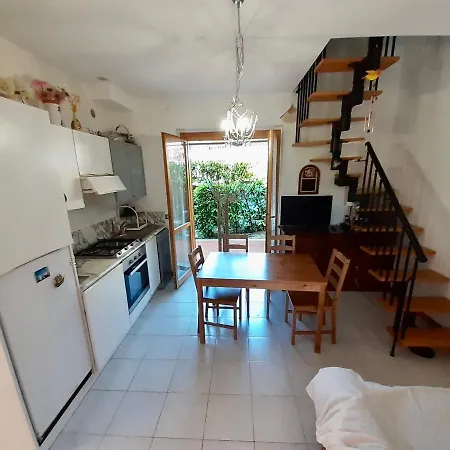 N249 - Numana, Delizioso Bilocale Con Giardino Apartment Numana
